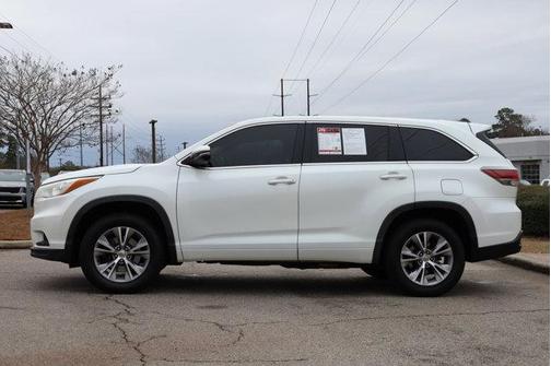2015 Toyota Highlander LE