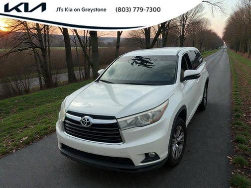 2015 Toyota Highlander LE