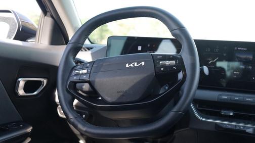 Interstellar Gray 2025 Kia K4 EX