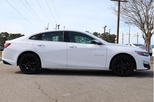 2021 Chevrolet Malibu FWD LT