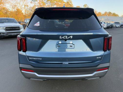 2025 Kia Sorento Hybrid EX