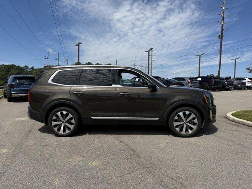 2022 Kia Telluride S