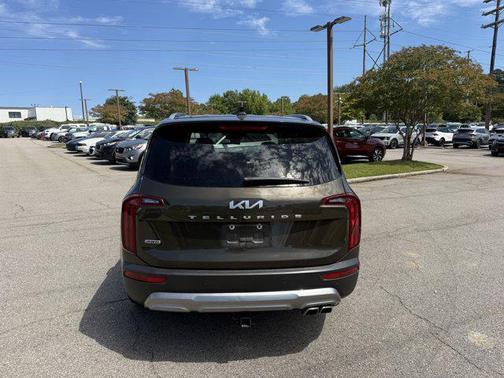 2022 Kia Telluride S