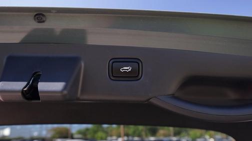 Cityscape Green 2023 Kia Niro SX