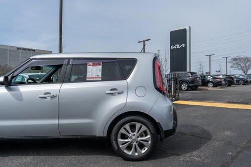 2015 Kia Soul +