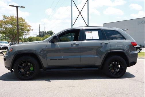 Sting-Gray Clearcoat 2021 Jeep Grand Cherokee Freedom 4x4