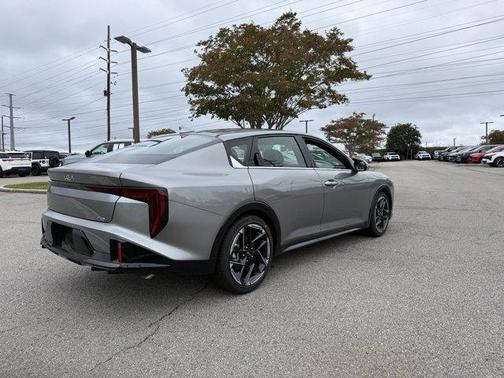2025 Kia K4 GT-Line