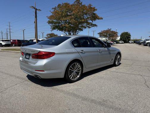 2017 BMW 540 540i