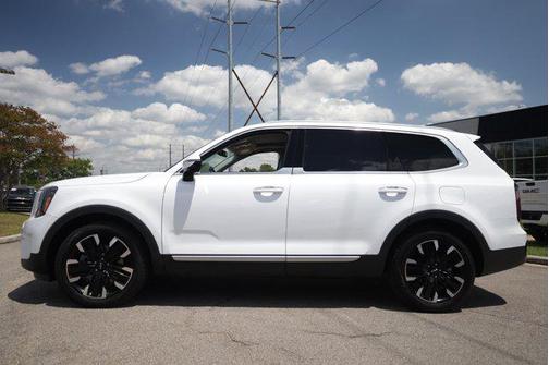 Glacial White Pearl 2025 Kia Telluride SX