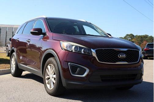 2018 Kia Sorento LX