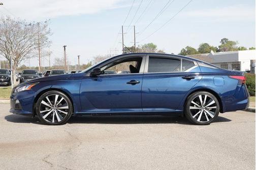 2022 Nissan Altima SR VC-Turbo FWD