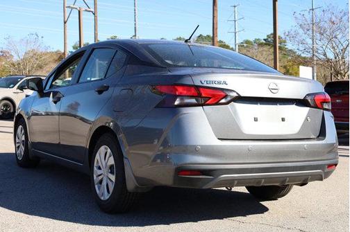 2023 Nissan Versa 1.6 S