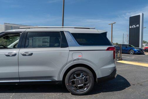 Ceramic Silver 2026 Kia Carnival Hybrid SX