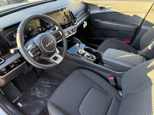 2025 Kia Sportage Hybrid LX