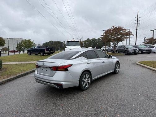 2023 Nissan Altima S FWD