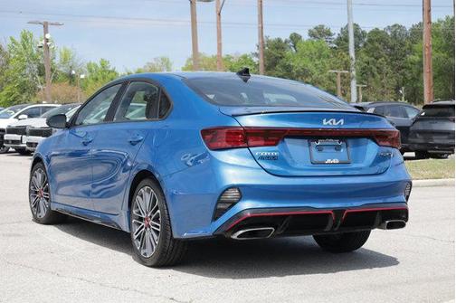 Sporty Blue 2022 Kia Forte GT