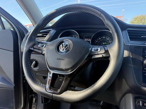2021 Volkswagen Tiguan 2.0T SEL