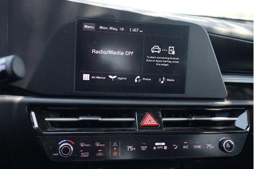 Runway Red 2023 Kia Niro LX