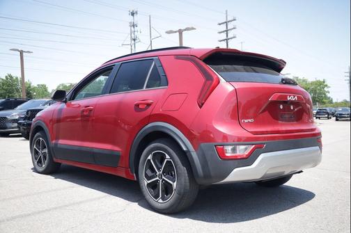Runway Red 2023 Kia Niro LX
