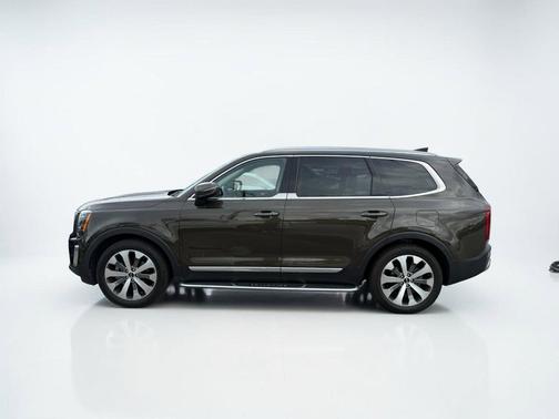 Dark Moss 2020 Kia Telluride EX