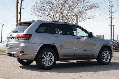 2017 Jeep Grand Cherokee Altitude