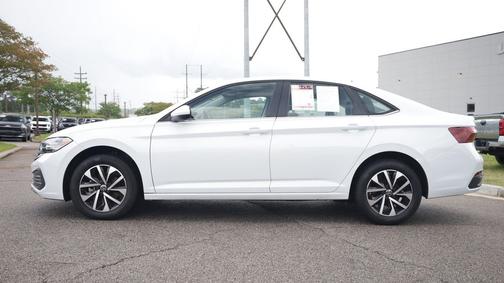 Pure White 2024 Volkswagen Jetta 1.5T S