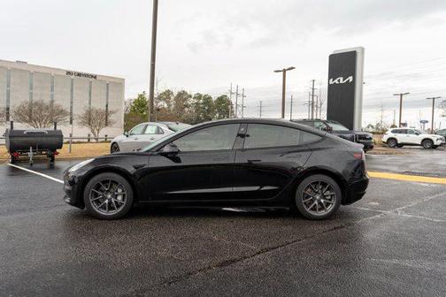 2023 Tesla Model 3 Standard Range