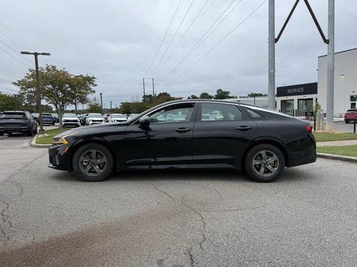 2023 Kia K5 LXS