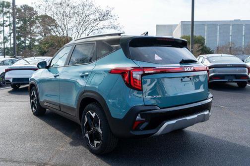 Pluton Blue/Black Roof 2026 Kia Seltos S