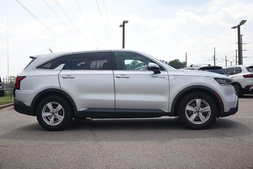 Sparkling Silver 2021 Kia Sorento LX