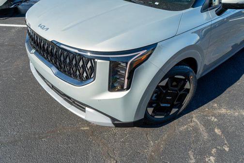 Ivory Silver 2026 Kia Carnival EX