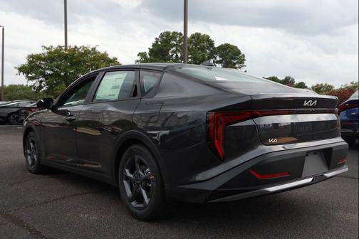 Interstellar Gray 2026 Kia K4 LXS