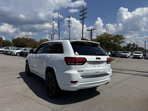 2020 Jeep Grand Cherokee Altitude