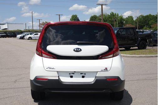 Snow White Pearl 2021 Kia Soul S