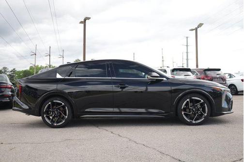 Aurora Black Pearl 2025 Kia K4 GT-Line