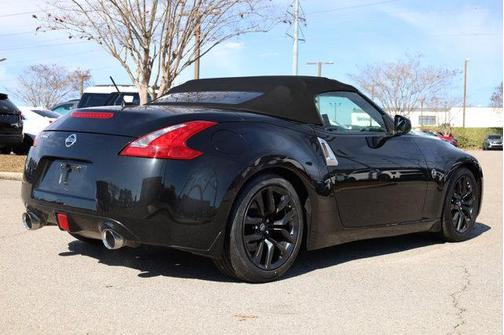 2017 Nissan 370Z Touring