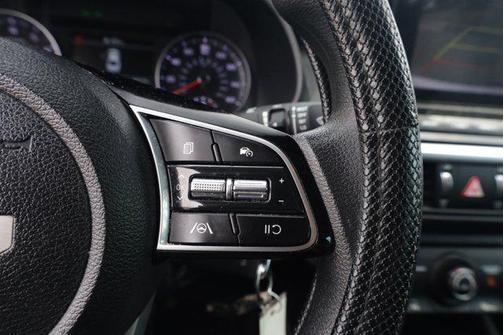 Clear White 2022 Kia Forte FE