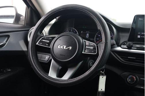 Clear White 2022 Kia Forte FE