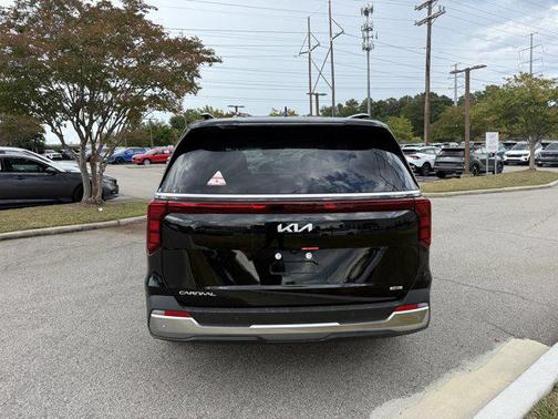 2026 Kia Carnival Hybrid SX