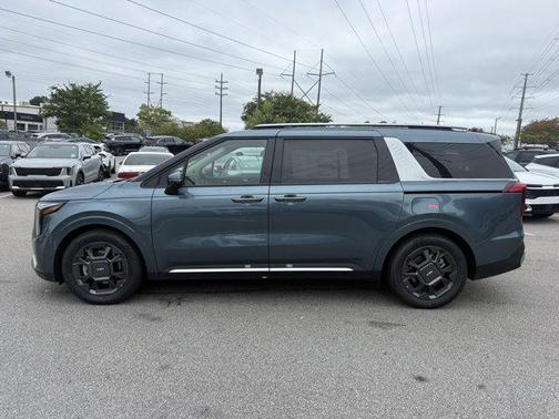 2026 Kia Carnival SX