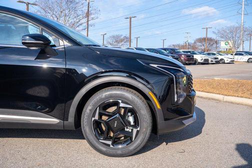 Ebony Black 2026 Kia Sportage EX