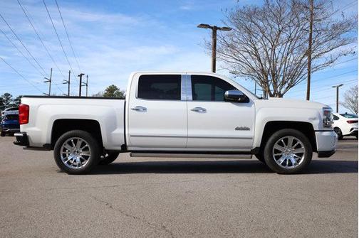 2017 Chevrolet Silverado 1500 High Country