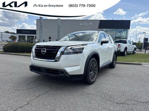 2022 Nissan Pathfinder SV 2WD
