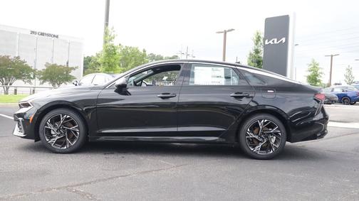 Aurora Black Pearl 2026 Kia K5 GT-Line FWD