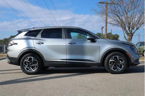 2024 Kia Sportage LX