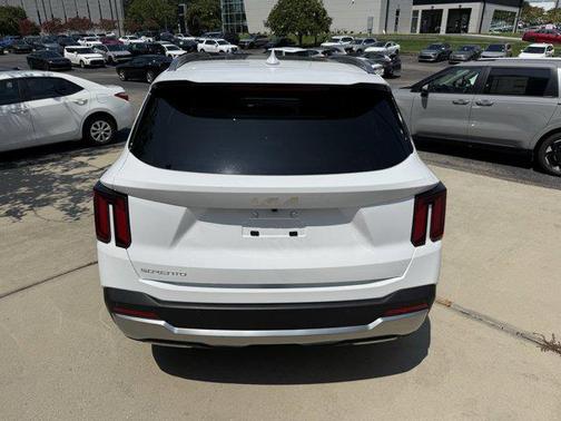 2026 Kia Sorento SX