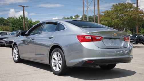 Sterling Gray Metallic 2023 Chevrolet Malibu FWD 1LT