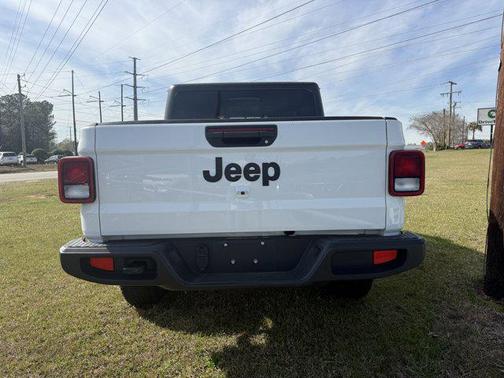 2023 Jeep Gladiator Sport S