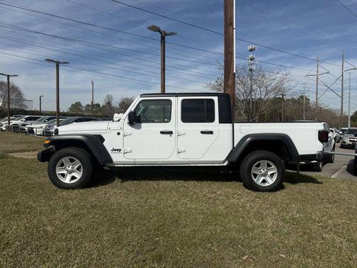 2023 Jeep Gladiator Sport S