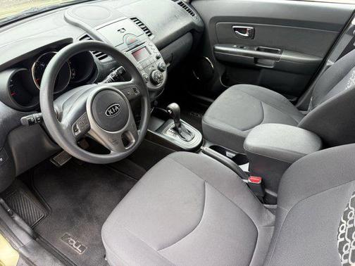 2011 Kia Soul +